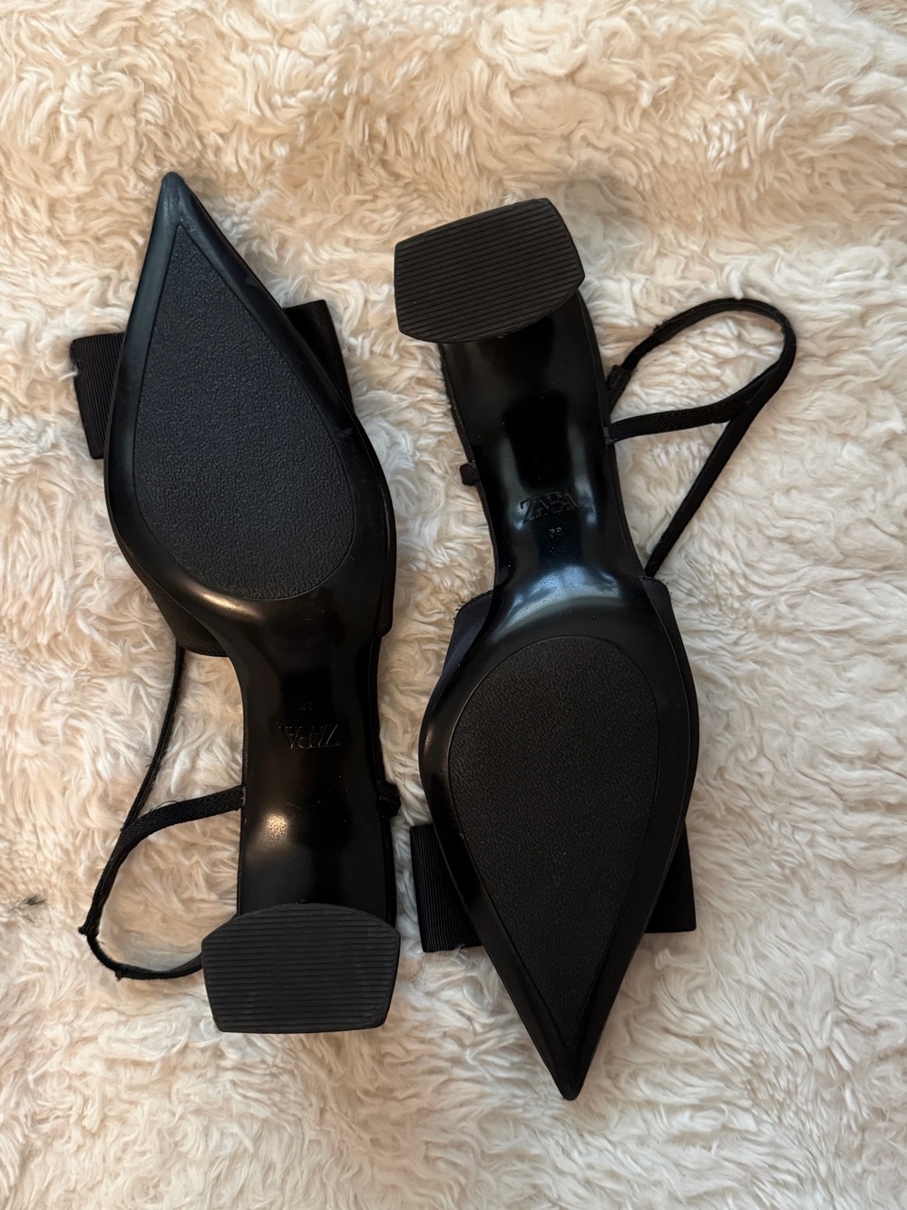 Zara Black Pointed Toe Bow Slingback Heels - Picture 6 of 6
